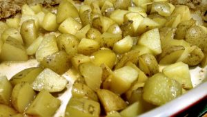 Garlic roasted potatoes in oven recipe fresh the oven.